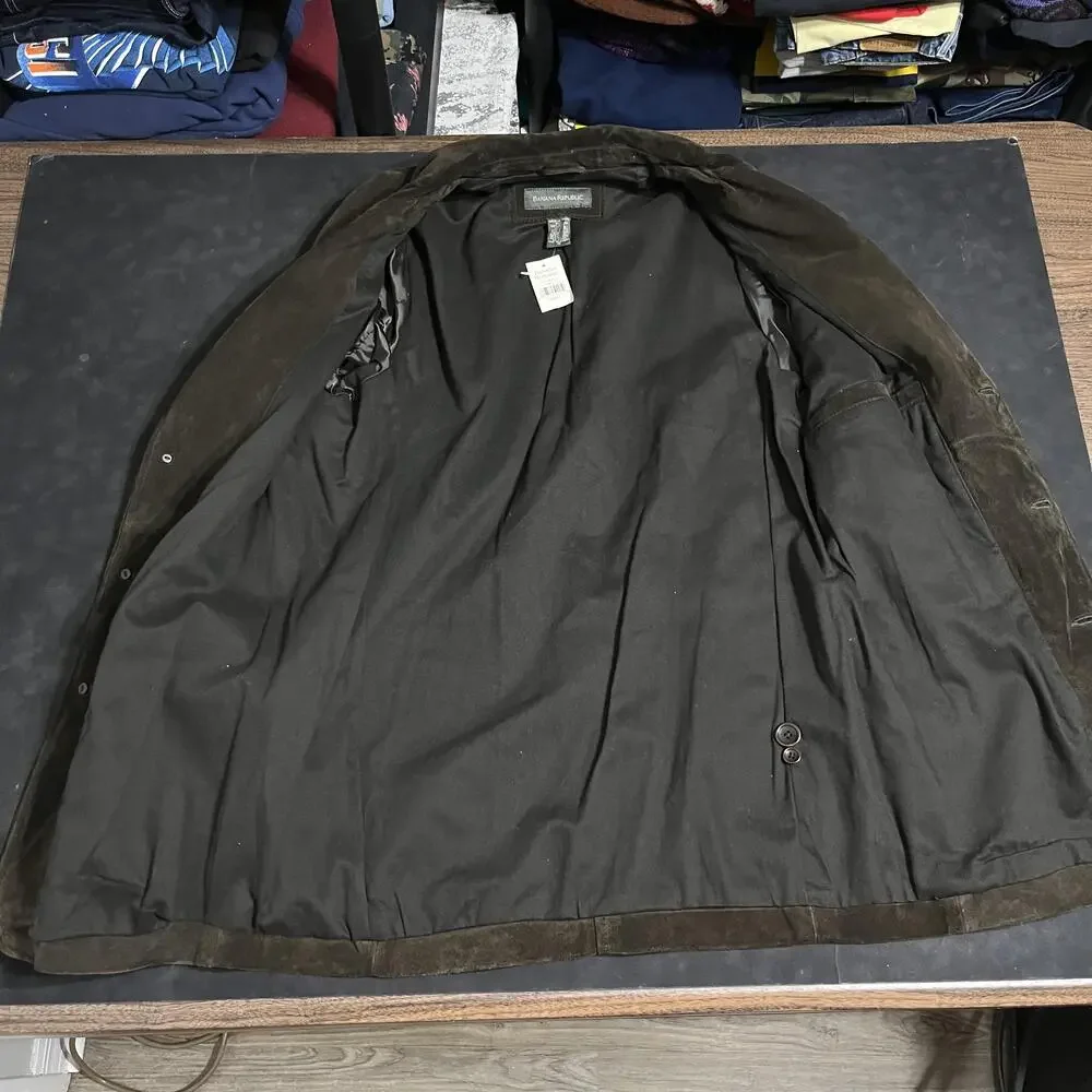 Banana Republic brand banana